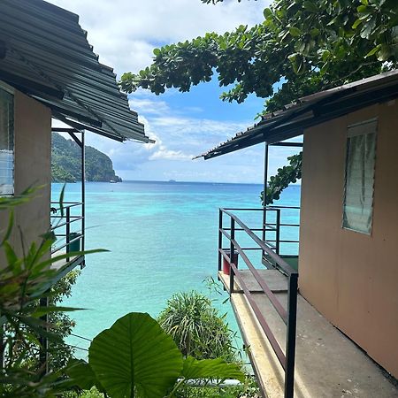 Phi Phi Seaside Bungalow Exteriör bild