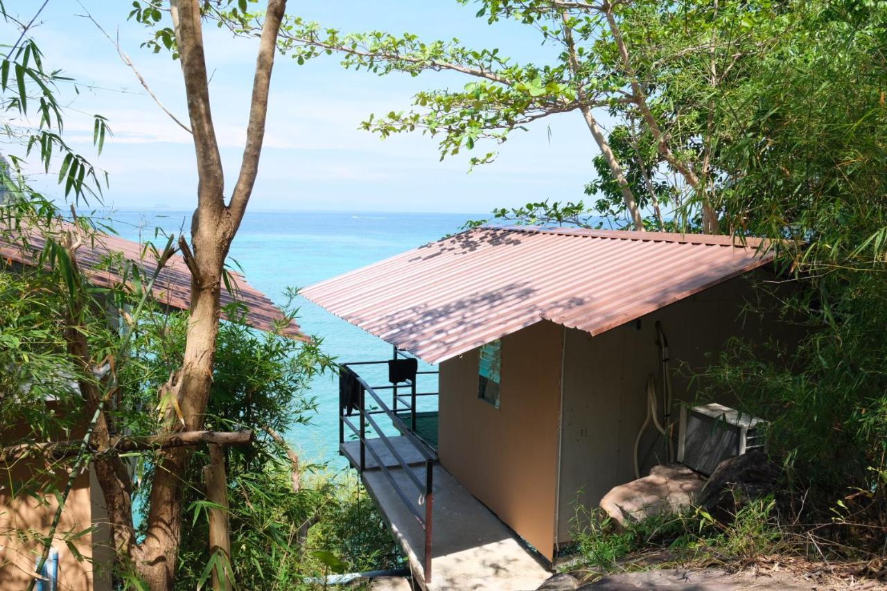 Phi Phi Seaside Bungalow Exteriör bild