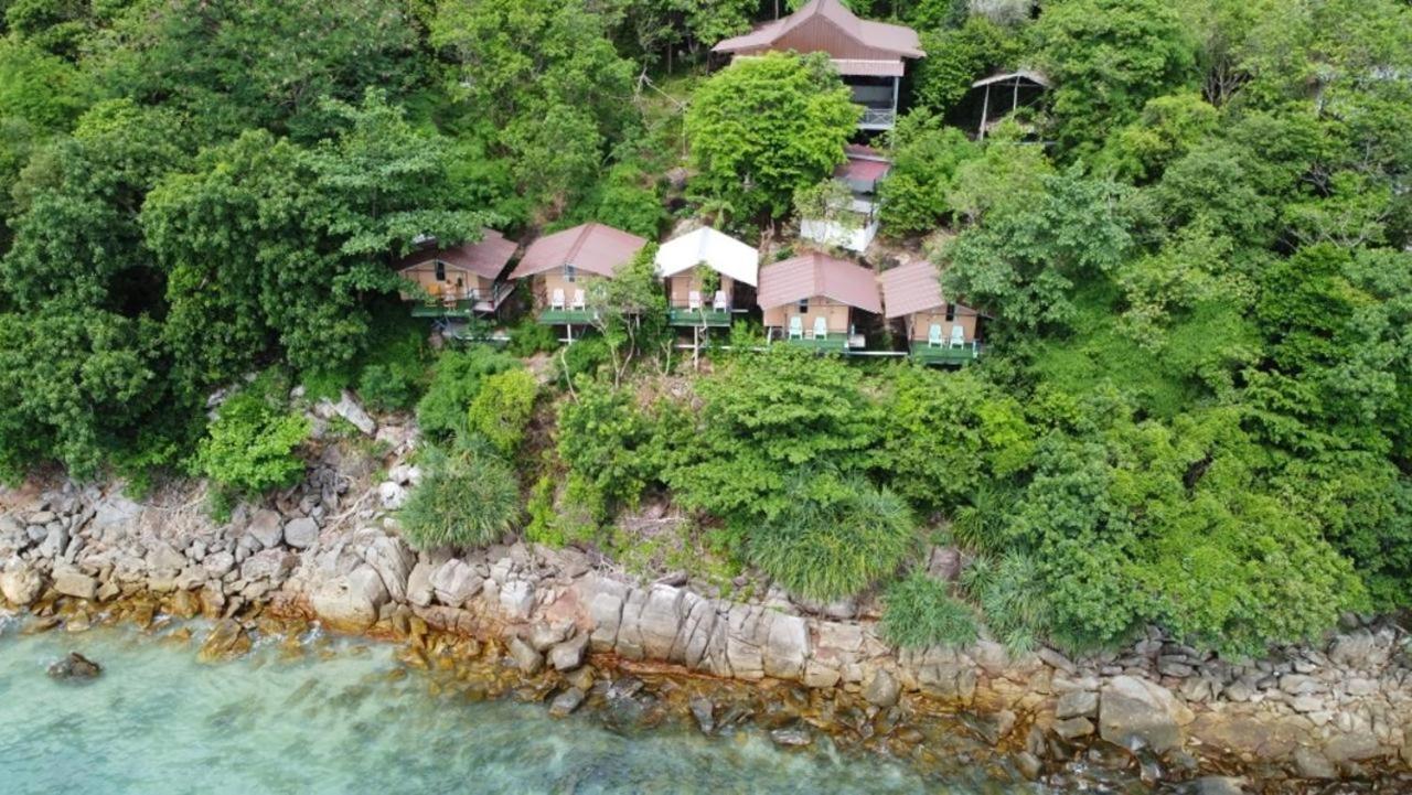 Phi Phi Seaside Bungalow Exteriör bild
