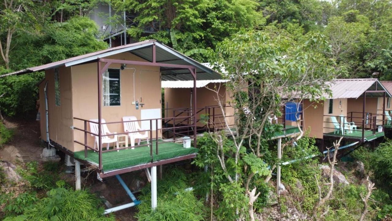 Phi Phi Seaside Bungalow Exteriör bild
